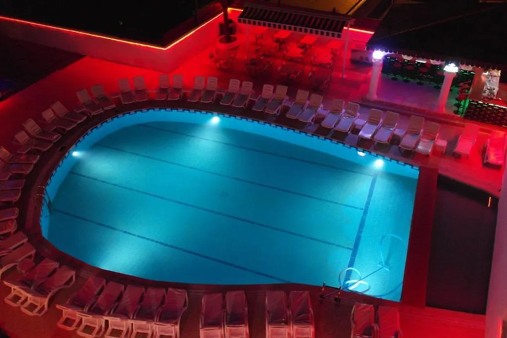 Ruby Rose Resort 马尔马里斯